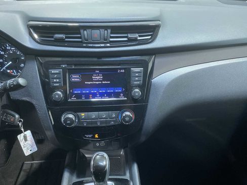 Used 2019 Nissan Rogue Sport S AWD/4WD image 16