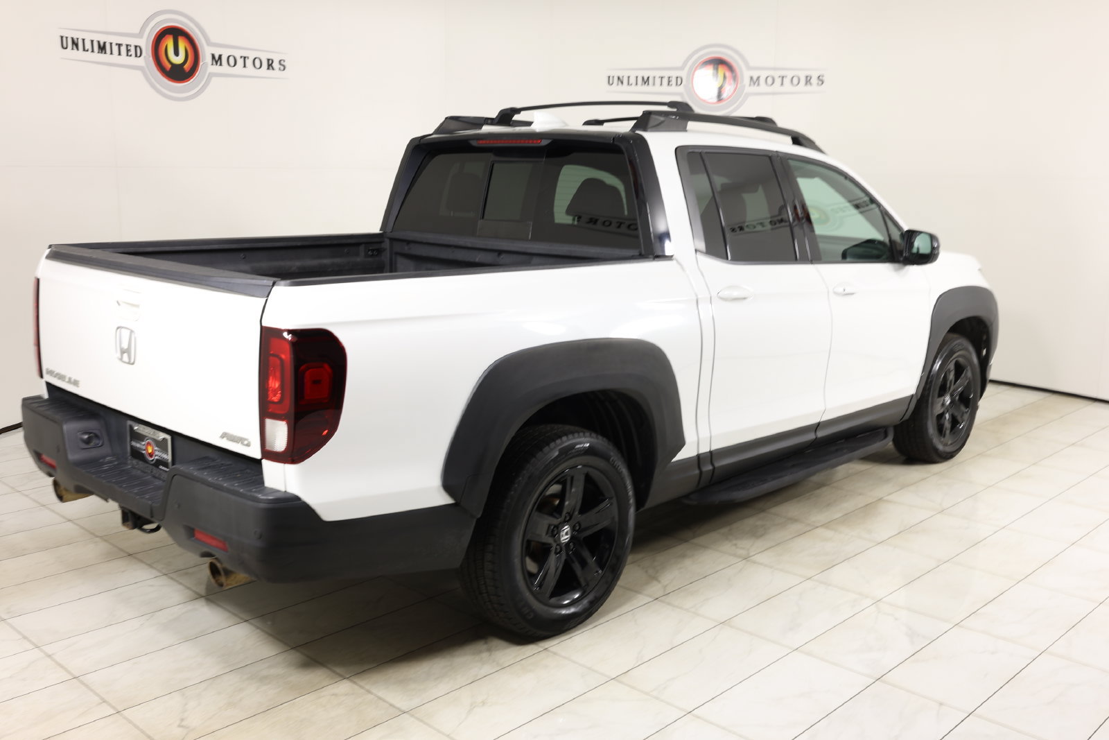 Used 2021 Honda Ridgeline Black Edition image 3