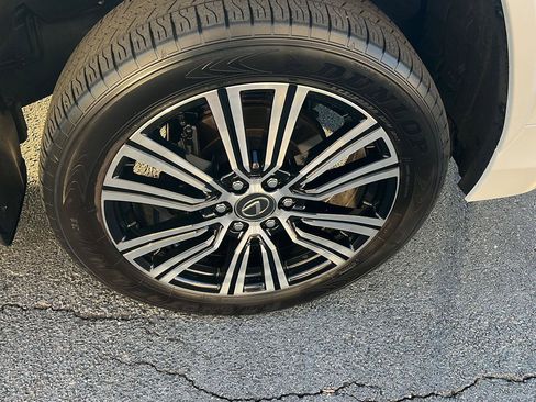 Certified 2025 Lexus LX 600 4WD w/ Accessory Package (Z1) image 43