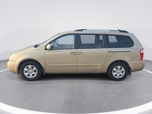 Used 2009 Kia Sedona LX image 8
