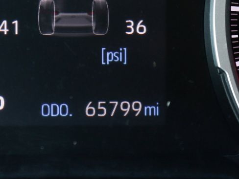 Used 2022 Toyota RAV4 XLE image 20