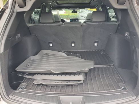 Used 2025 Acura RDX SH-AWD image 8