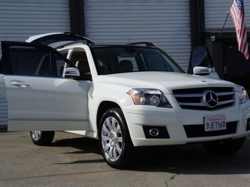 Used 2011 Mercedes-Benz GLK 350 2WD image 10