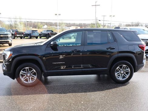 Used 2025 GMC Terrain Elevation image 25