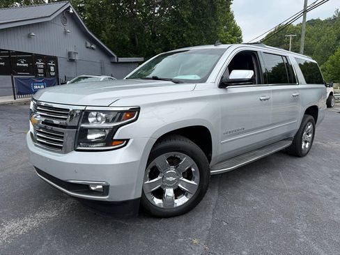 Used 2015 Chevrolet Suburban LTZ AWD/4WD image 7