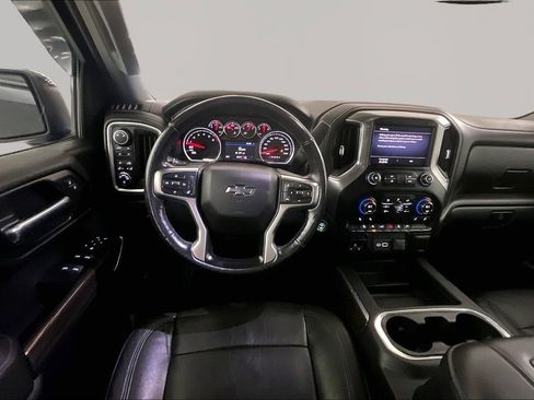 Used 2019 Chevrolet Silverado 1500 LT Trail Boss AWD/4WD image 8
