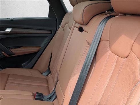 Used 2023 Audi Q5 2.0T Premium Plus w/ Premium Plus Package image 14