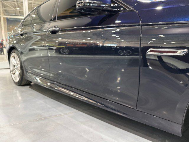 Used 2015 BMW 550i Sedan RWD image 16
