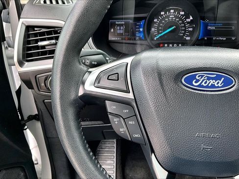 Used 2024 Ford Edge SEL AWD/4WD image 11