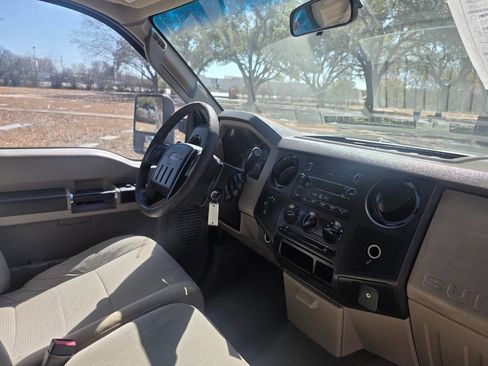 Used 2008 Ford F250 Lariat image 22