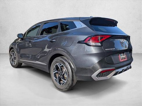 Used 2024 Kia Sportage LX image 8