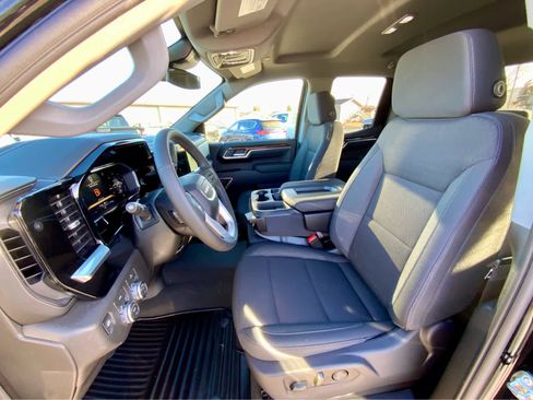 New 2026 GMC Sierra 1500 Elevation image 25