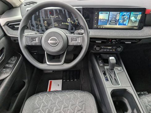 New 2026 Nissan Kicks SV FWD image 9