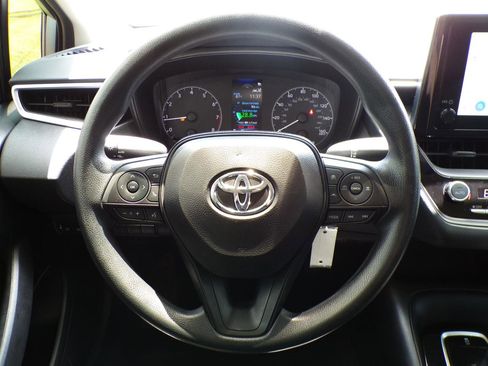 Used 2024 Toyota Corolla LE FWD image 13