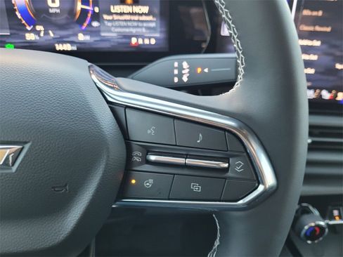 Used 2026 Chevrolet Silverado EV LT image 30