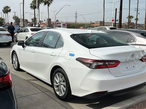 Used 2023 Toyota Camry LE image 4