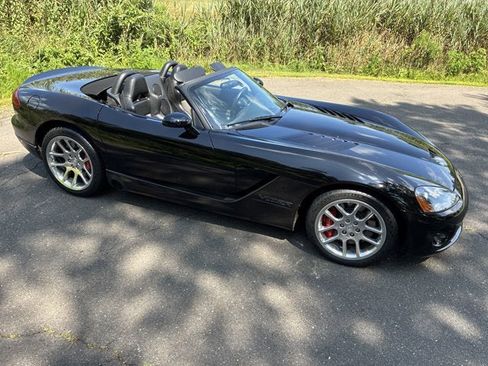 Used 2004 Dodge Viper SRT-10 image 15