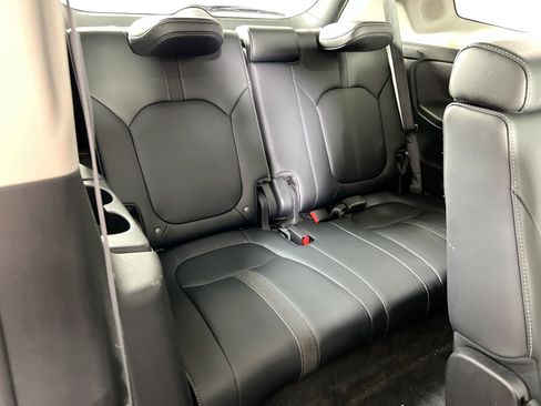 Used 2023 Honda Pilot Touring image 28