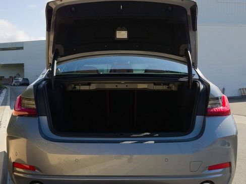 Used 2023 BMW 330i Sedan w/ Driving Assistance Package image 23