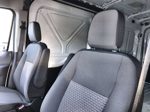 New 2026 Ford Transit 250 148 Medium Roof RWD image 11