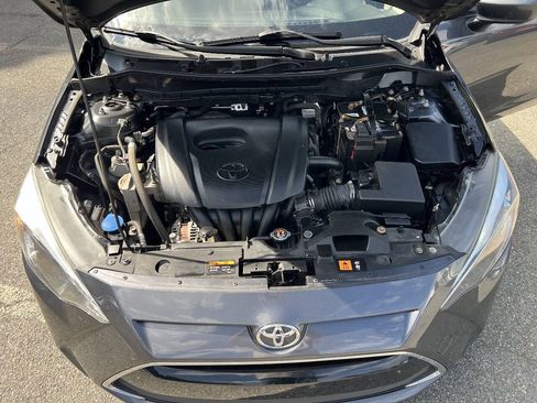 Used 2018 Toyota Yaris iA FWD image 34