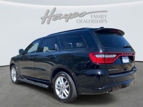 Used 2024 Dodge Durango GT RWD image 9