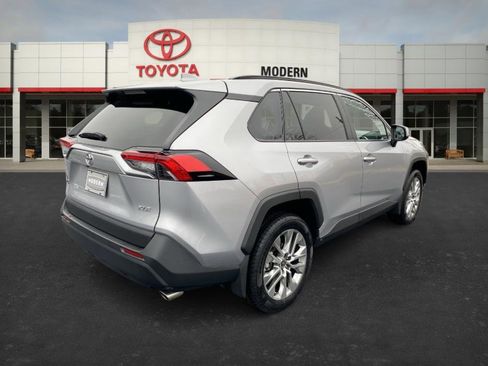 Certified 2024 Toyota RAV4 XLE Premium image 5