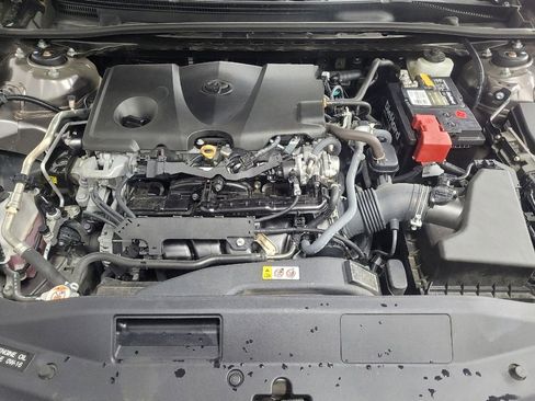 Used 2022 Toyota Camry SE image 30