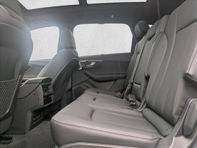 New 2026 Audi Q7 3.0T Premium Plus AWD/4WD image 17