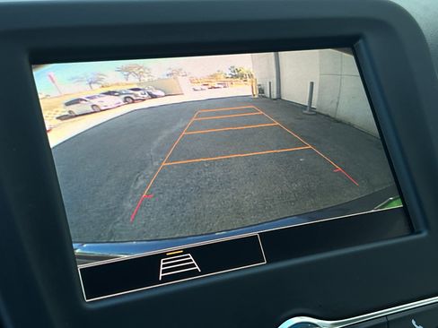 Used 2022 Chevrolet Equinox LT image 29