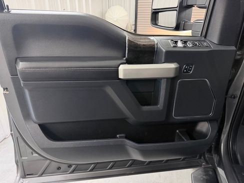 Used 2022 Ford F350 Lariat w/ Lariat Ultimate Package AWD/4WD image 13