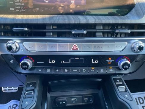 Used 2023 Kia Telluride SX image 24