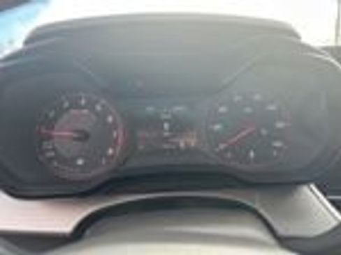 Used 2025 Chevrolet Trax RS w/ Driver Confidence Package FWD image 6