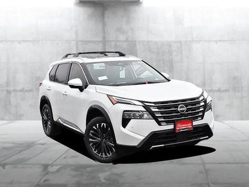 New 2026 Nissan Rogue Platinum image 2