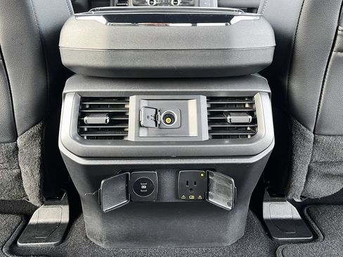 Used 2024 Ford F150 Lariat image 22