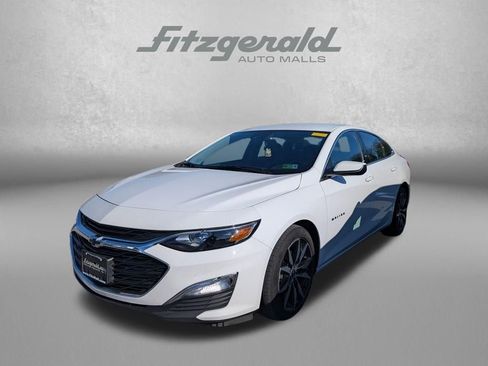 Used 2023 Chevrolet Malibu RS image 3
