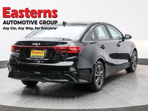 Used 2023 Kia Forte LXS image 5