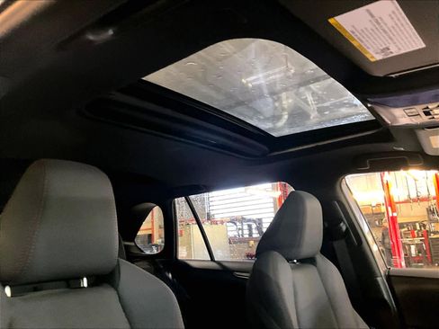 Used 2023 Toyota RAV4 SE image 22