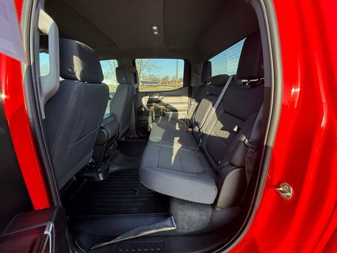 Used 2021 GMC Sierra 1500 Elevation image 14