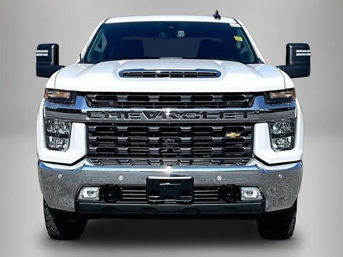 Used 2022 Chevrolet Silverado 2500 LT w/ Convenience Package image 3