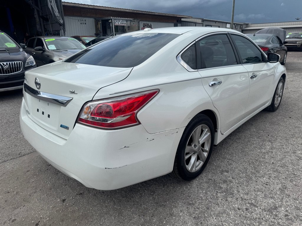 Used 2013 Nissan Altima 2.5 SL FWD image 4