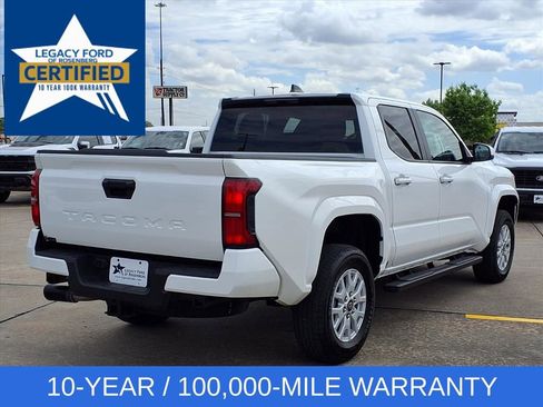 Used 2025 Toyota Tacoma SR5 RWD image 2