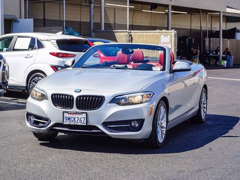 Used 2016 BMW 228i Convertible image 3