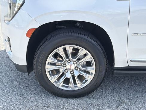 Used 2022 GMC Yukon Denali RWD image 33