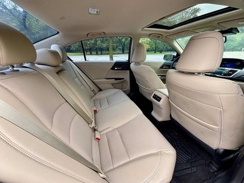Used 2015 Honda Accord EX-L image 18