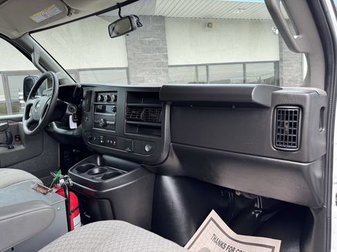 Used 2021 Chevrolet Express 2500 w/ Driver Convenience Package RWD image 16