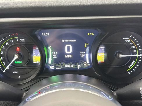 Used 2025 Jeep Wrangler Unlimited Sahara w/ Safety Group image 29