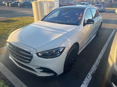 Used 2024 Mercedes-Benz S 580 4MATIC Sedan image 1