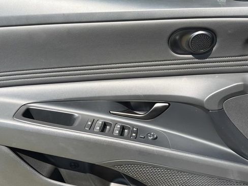 Used 2026 Hyundai Elantra Sport FWD image 18