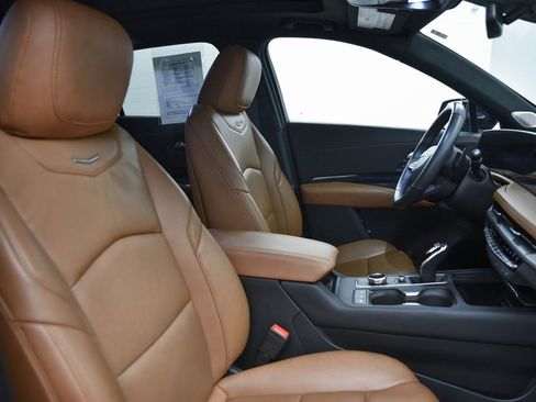 Used 2024 Cadillac XT4 Sport image 15